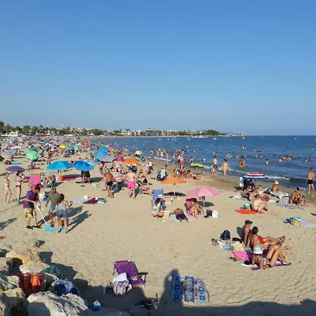 Al Centre Del Port Cambrils